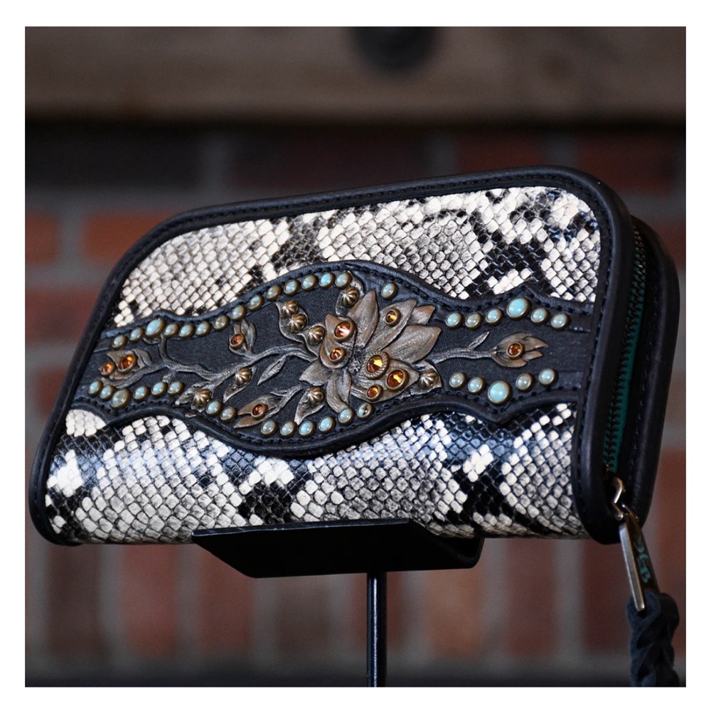 Heritage Brand - Verily 732